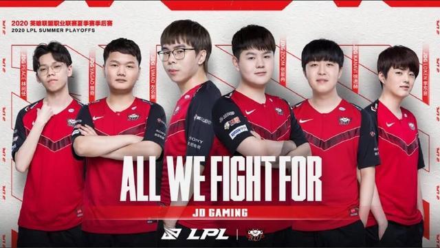 在现代足球 在现代足球